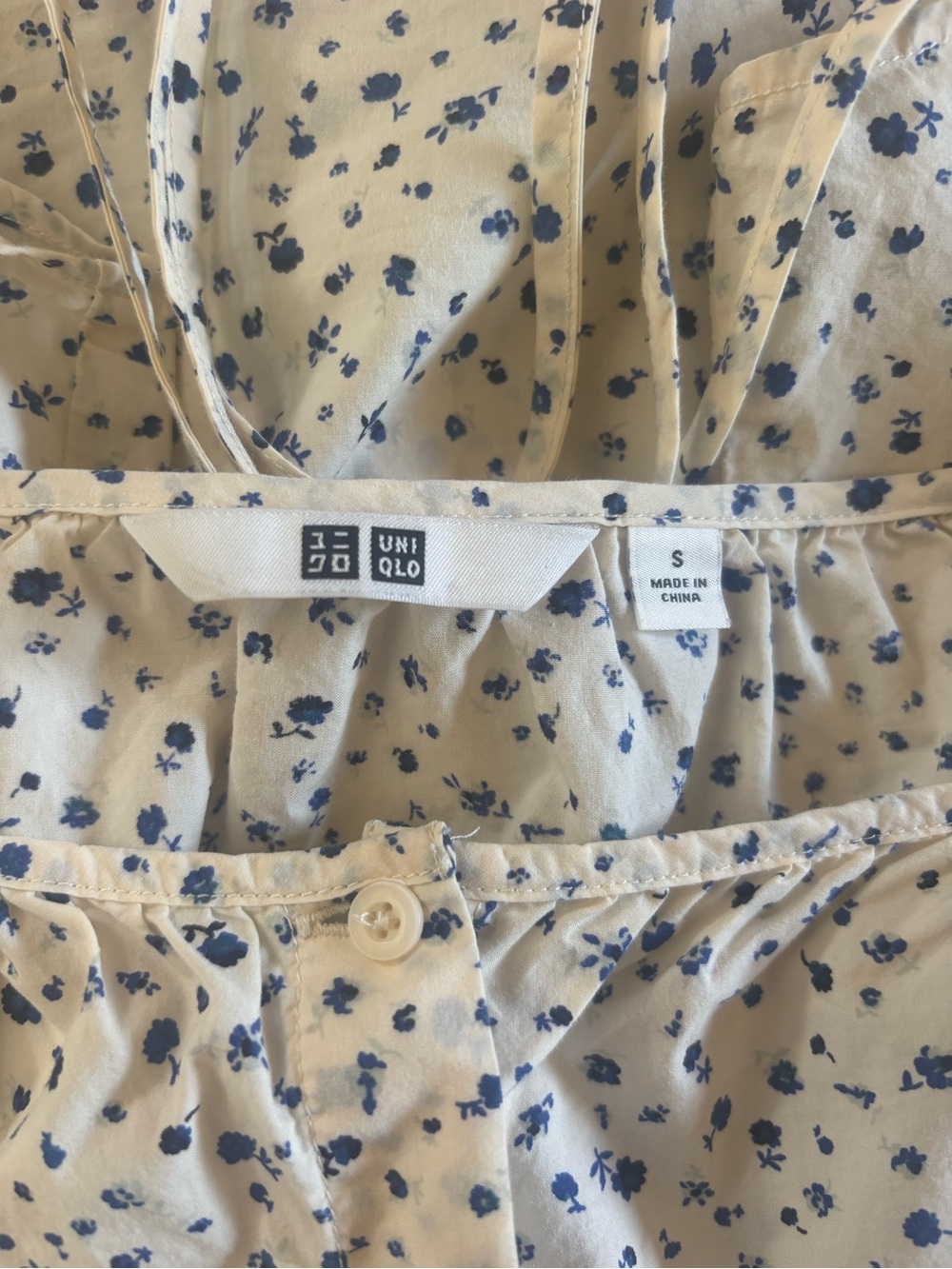 UNIQLO Blue Floral Tie Back Peasant Blouse Size S - Picture 5 of 7